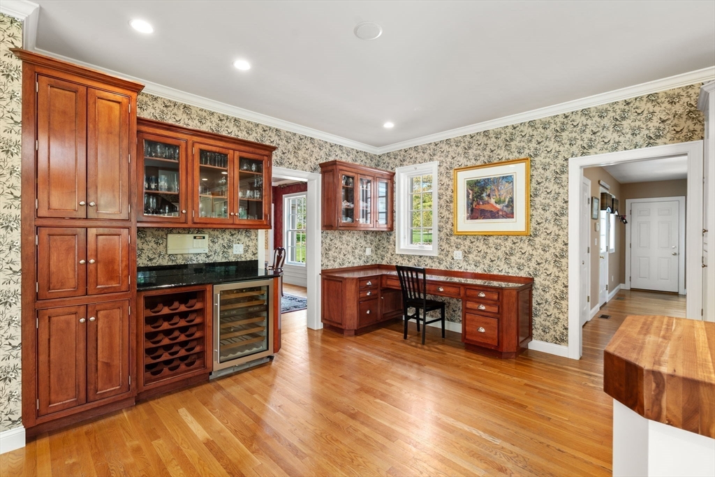 1080 North Street Walpole, MA 02081 - Photo 12 of 42
