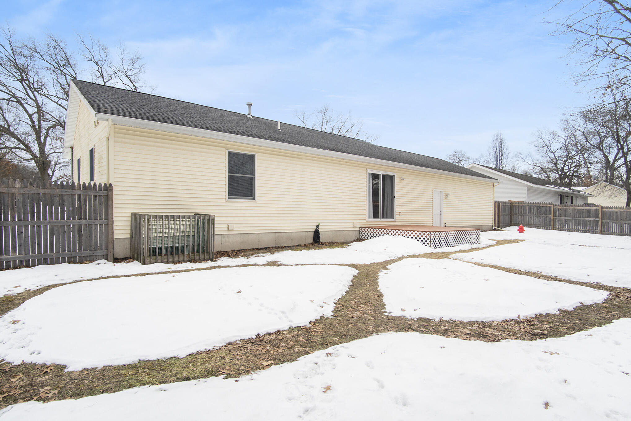 1605 Joslyn Road Muskegon, MI 49445 - Photo 25 of 26 DSC08288
