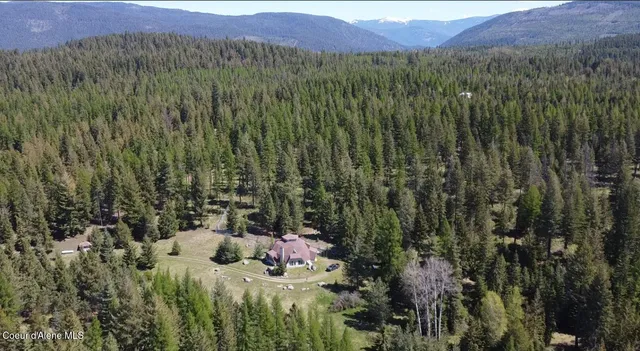 $1,080,000 | 1015 Templeman Lake Road, Bonners Ferry, ID 83805