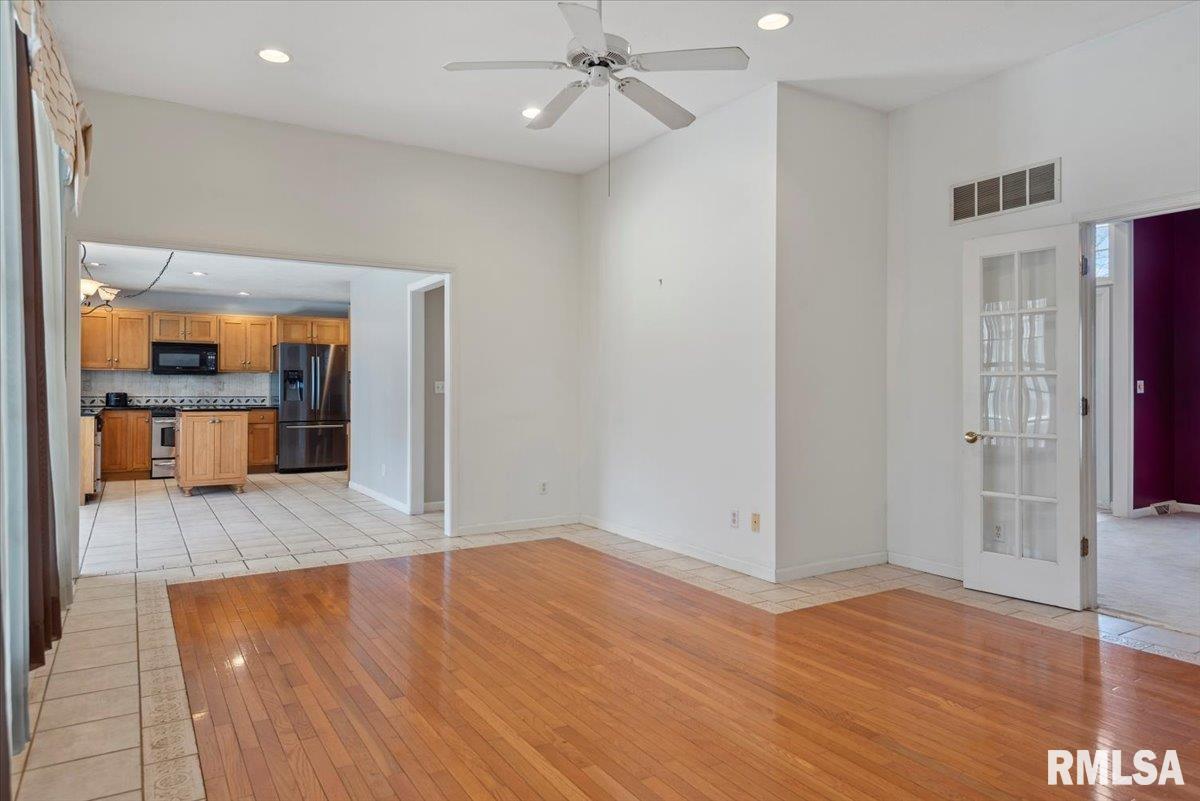 2516 Parsley Lane Springfield, IL 62711 - Photo 8 of 43