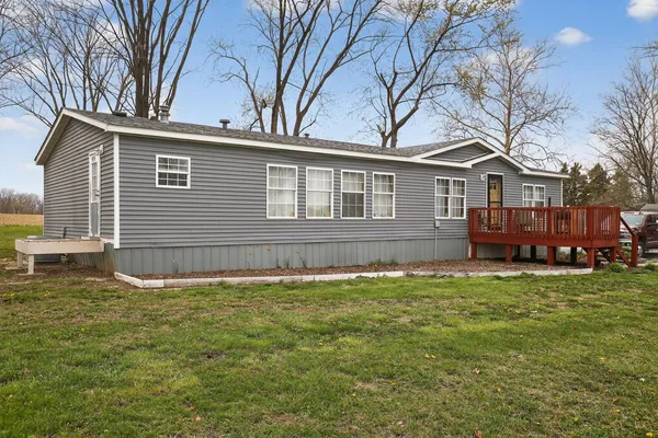 $90,000 | 21309 Gambill Lane, Carlyle, IL 62231