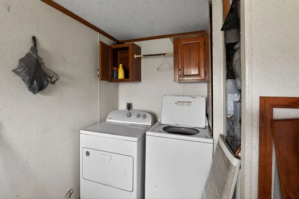 $90,000 | 21309 Gambill Lane, Carlyle, IL 62231