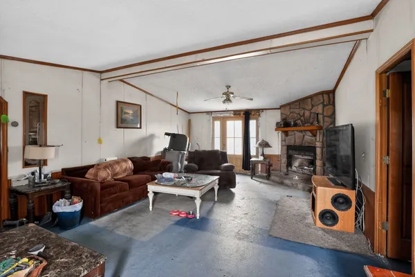 $90,000 | 21309 Gambill Lane, Carlyle, IL 62231