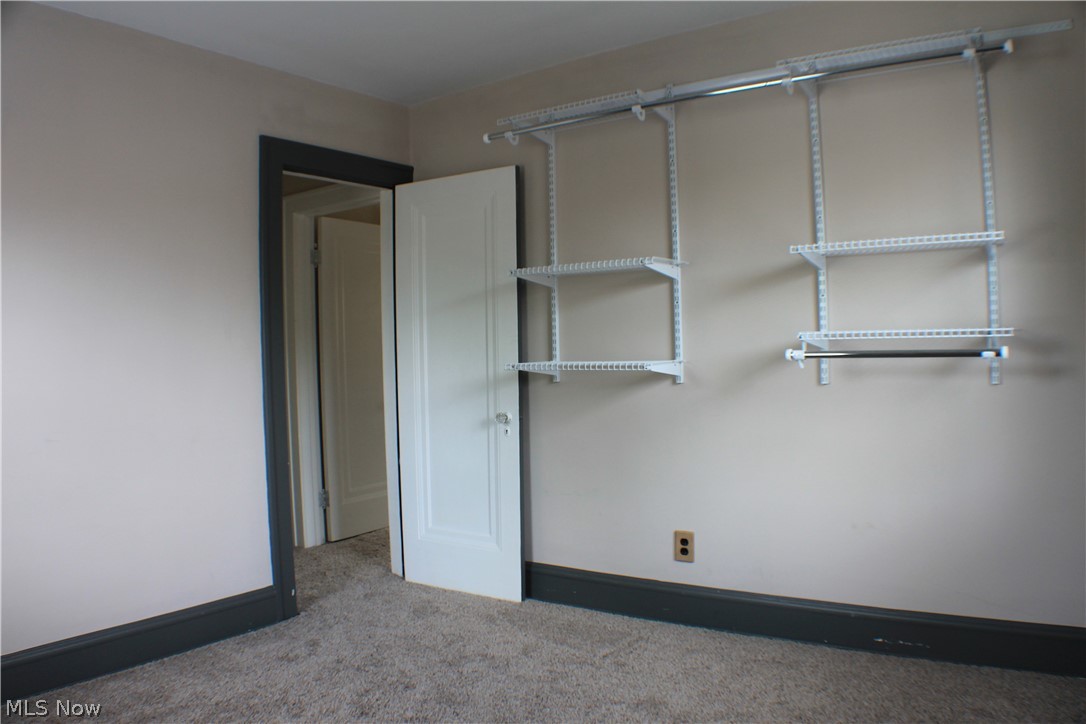 4613 Landchester Road Cleveland, OH 44109 - Photo 22 of 29 Gallery Image 22