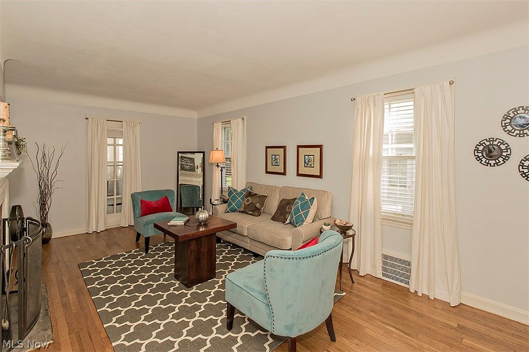 1133 Avondale Road Cleveland, OH 44121 - Photo 9 of 32 Gallery Image 9