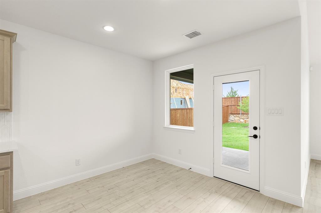 2902 Hanscom Street Forney, TX 75126 - Photo 7 of 34 dining