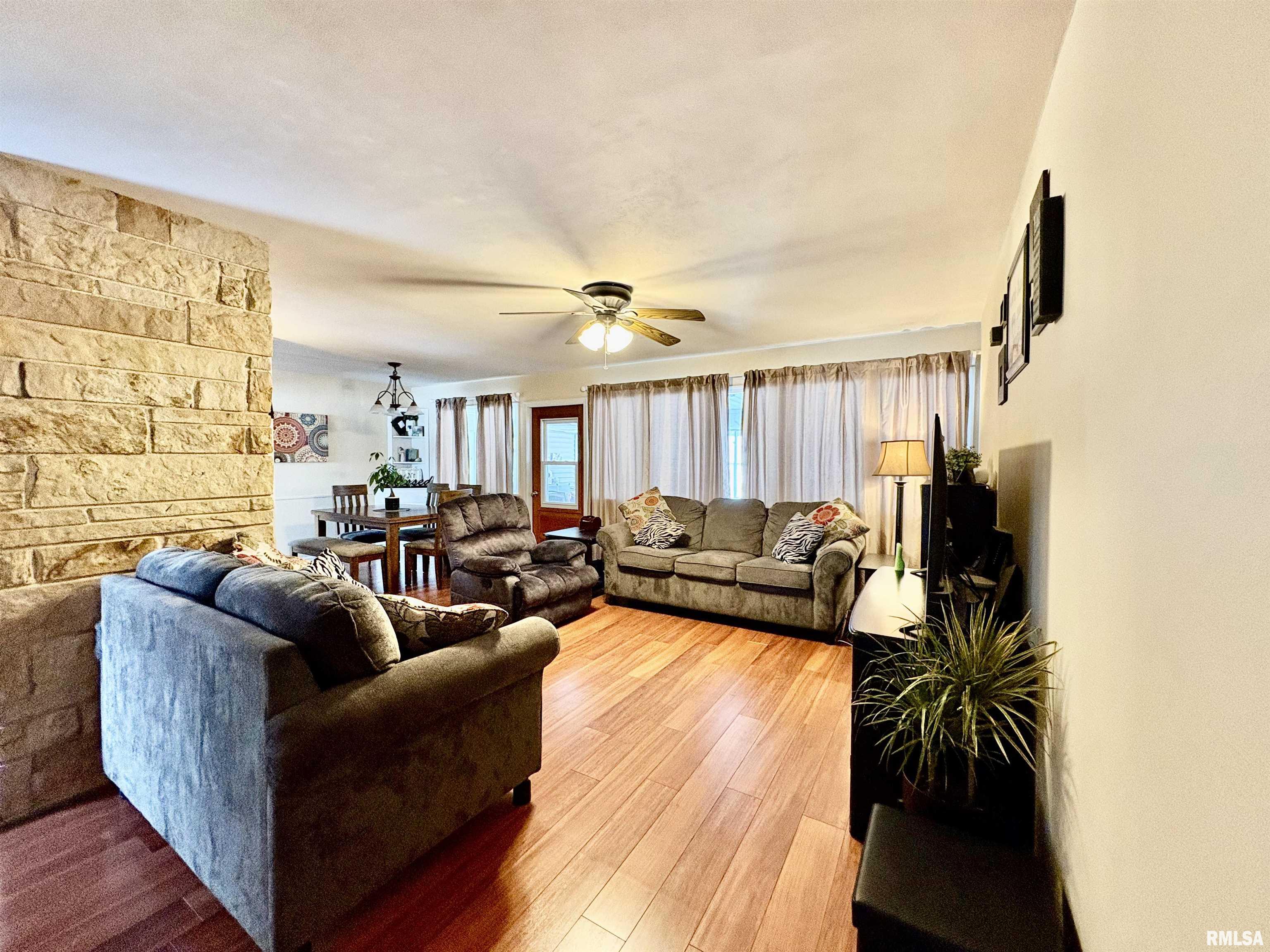 1481 West Walnut Street Jacksonville, IL 62650 - Photo 11 of 65