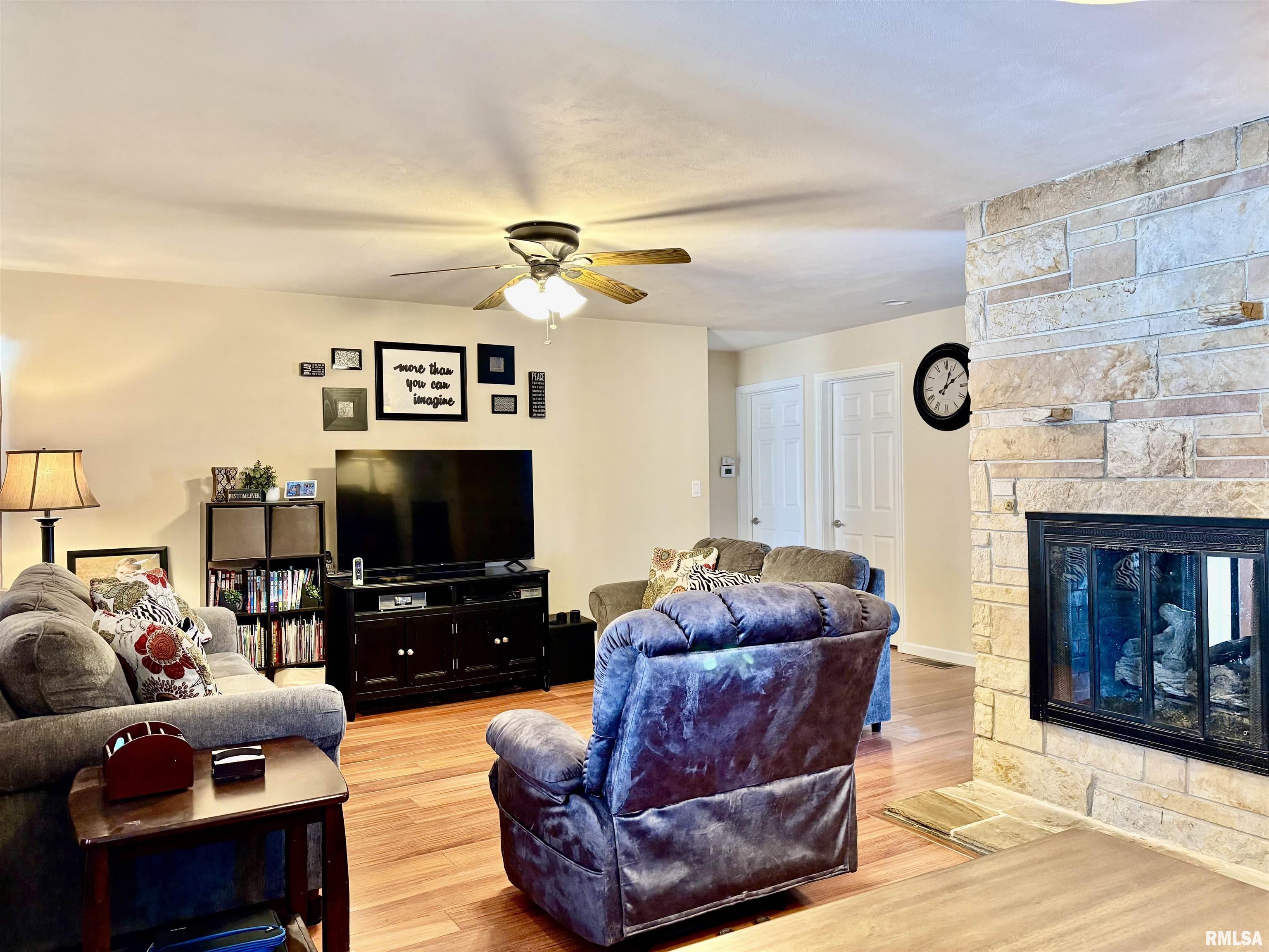 1481 West Walnut Street Jacksonville, IL 62650 - Photo 12 of 65