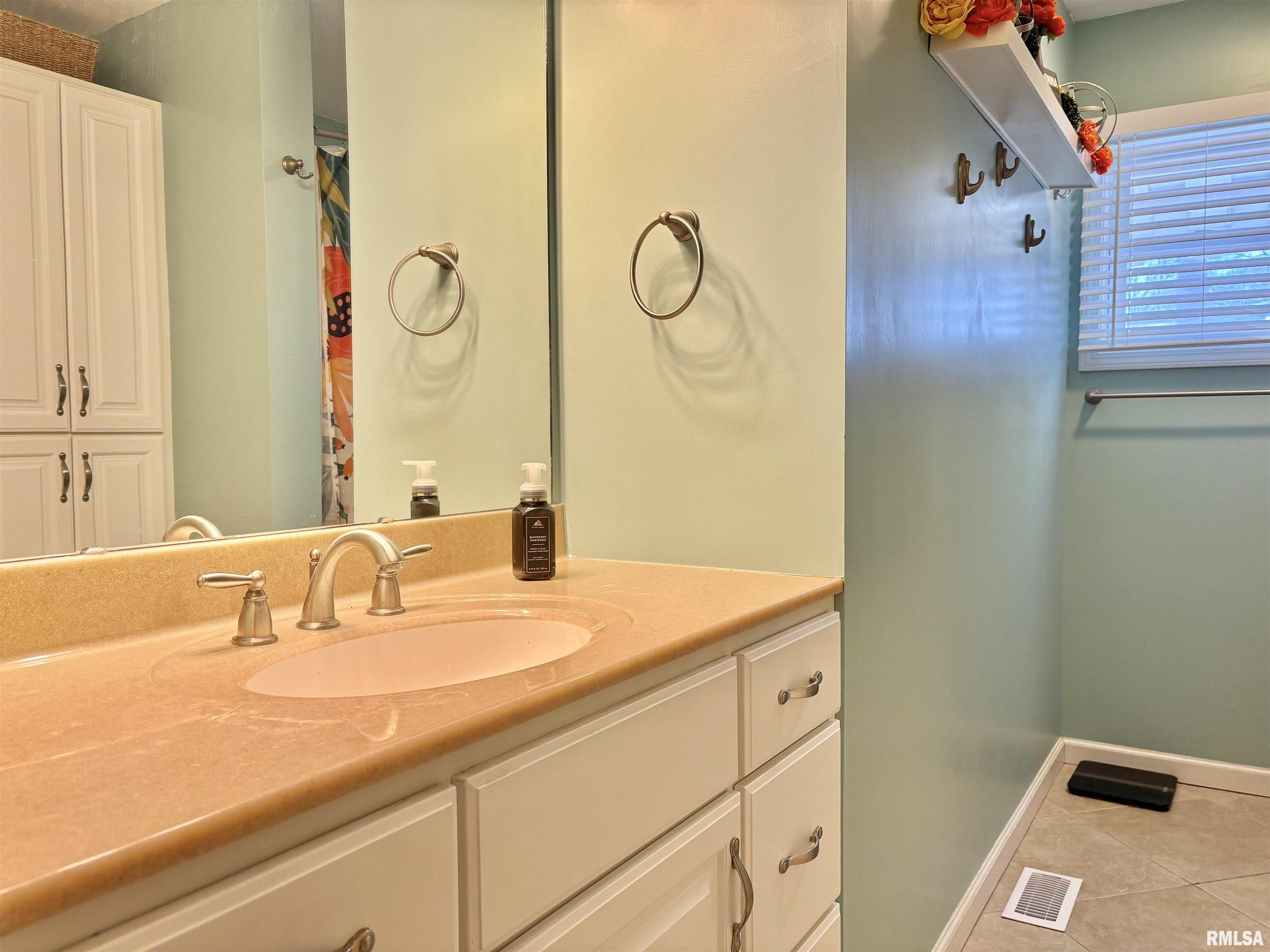 1481 West Walnut Street Jacksonville, IL 62650 - Photo 35 of 65