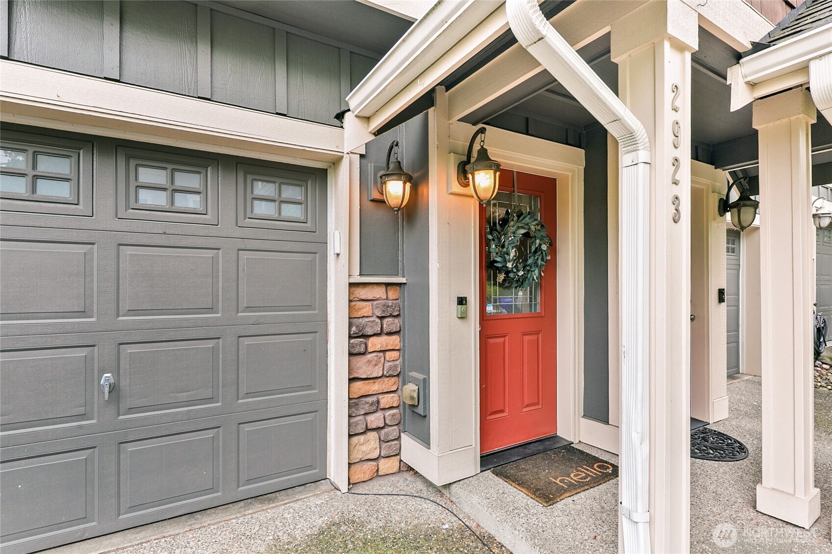 2923 Belmonte Lane Everett, WA 98201 - Photo 3 of 33 a front view of a house with a glass door