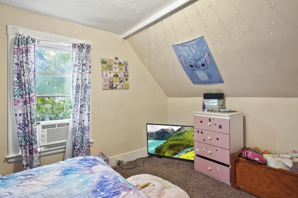 198 Vernon Street Worcester, MA 01607 - Photo 23 of 42 Gallery Image 23
