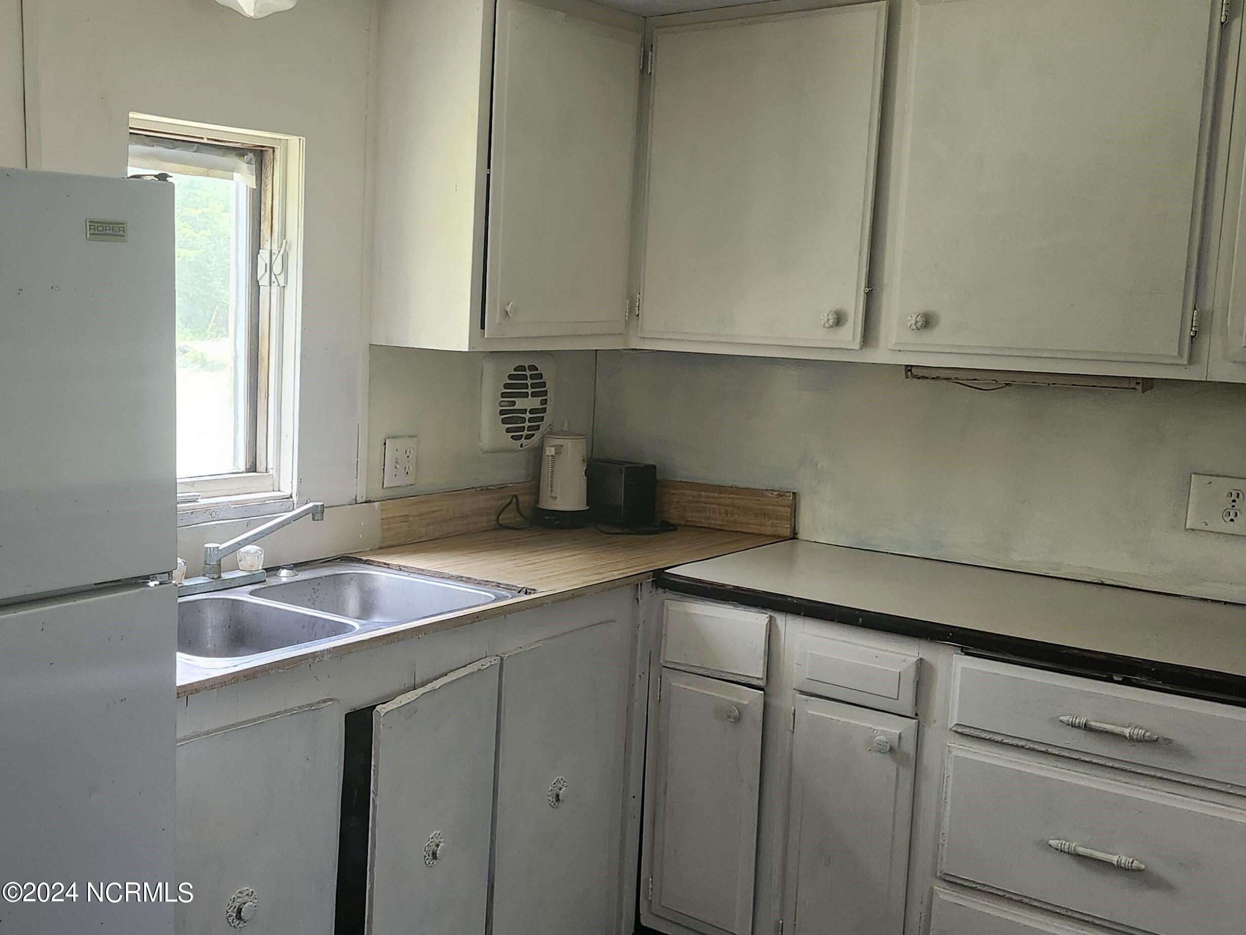 285-301 Bluebird Road Southport, NC 28461 - Photo 6 of 8 20240815_132602