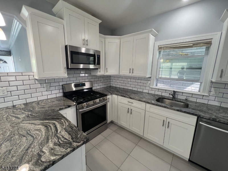 454 3rd Avenue Elizabeth Port, NJ 07206 - Photo 16 of 17