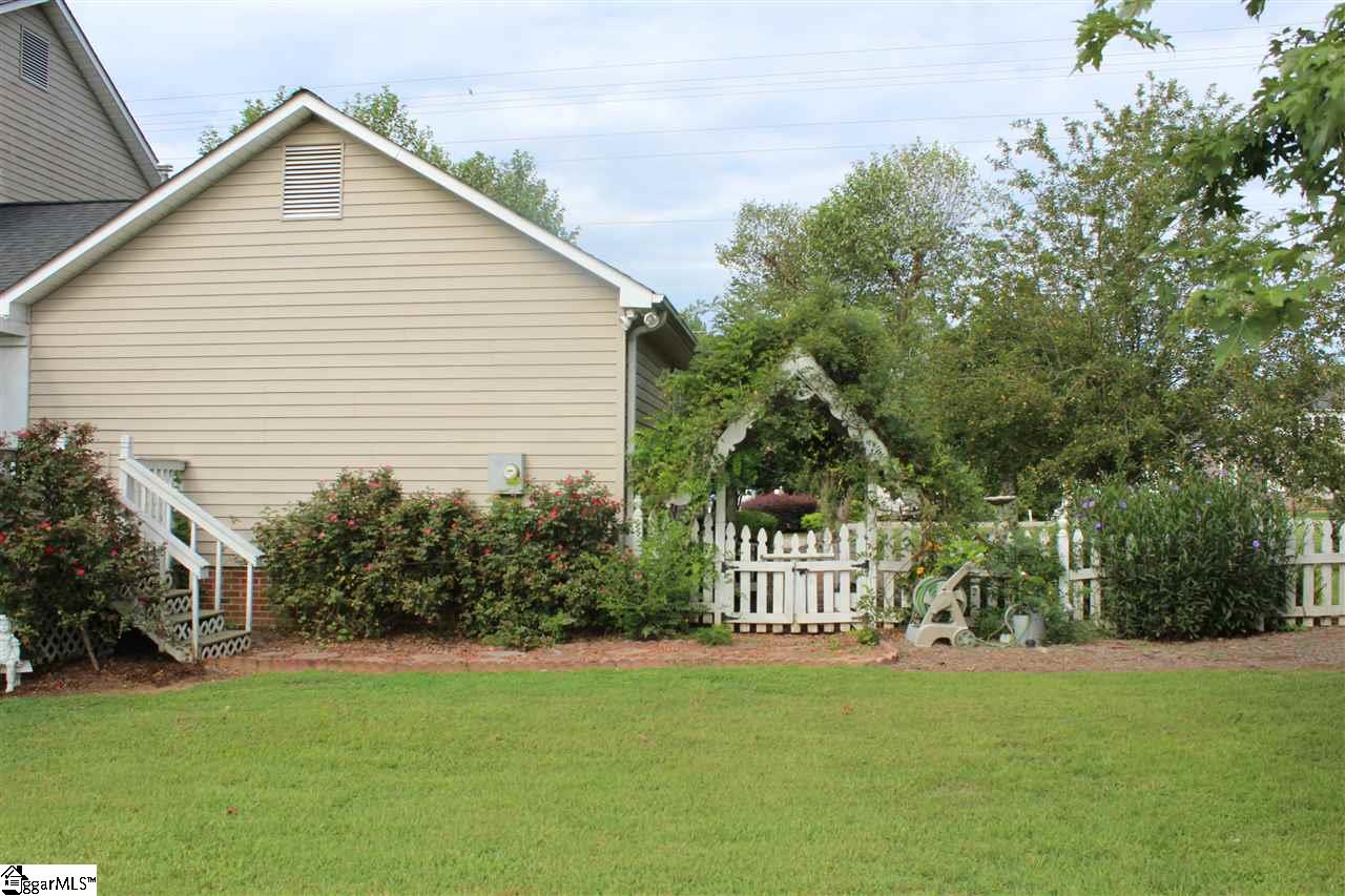 707 Rock Springs Road Easley, SC 29642 - Photo 9 of 29 Gallery Image 9