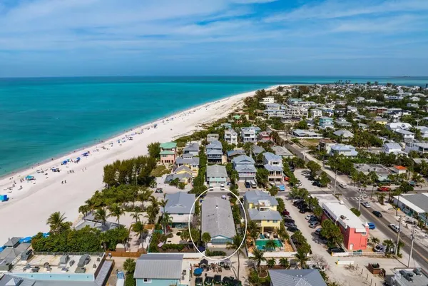 $5,595,000 | 107 Pine Avenue, Anna Maria, FL 34216
