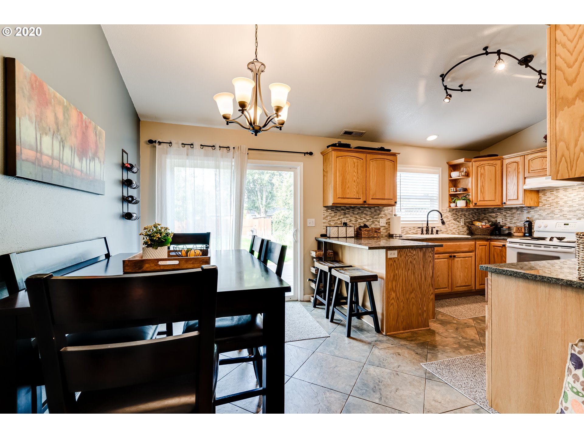 1630 I Street Springfield, OR 97477 - Photo 7 of 21