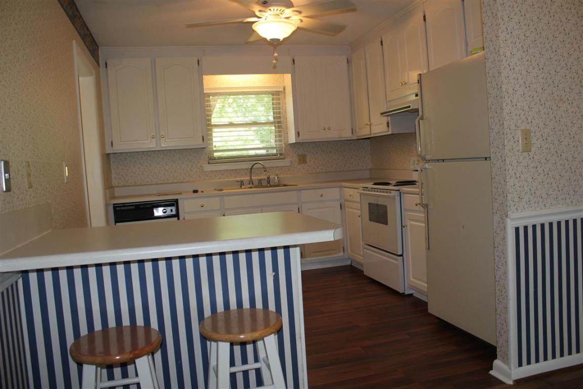 102 Mockingbird Street Seneca, SC 29672 - Photo 6 of 24 Gallery Image 6