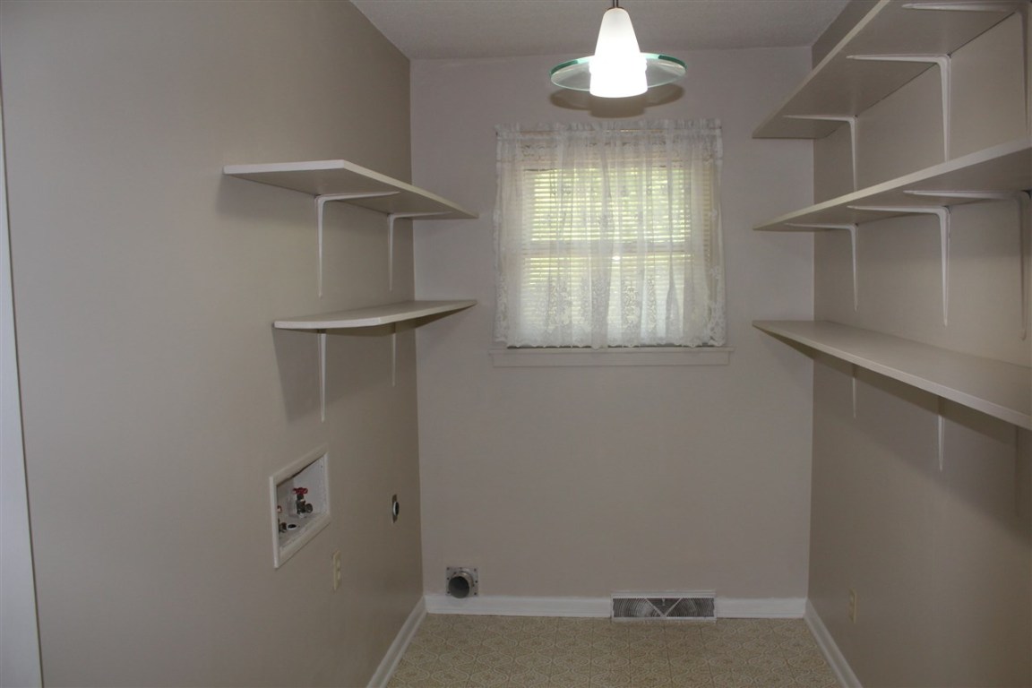 102 Mockingbird Street Seneca, SC 29672 - Photo 7 of 24 Gallery Image 7