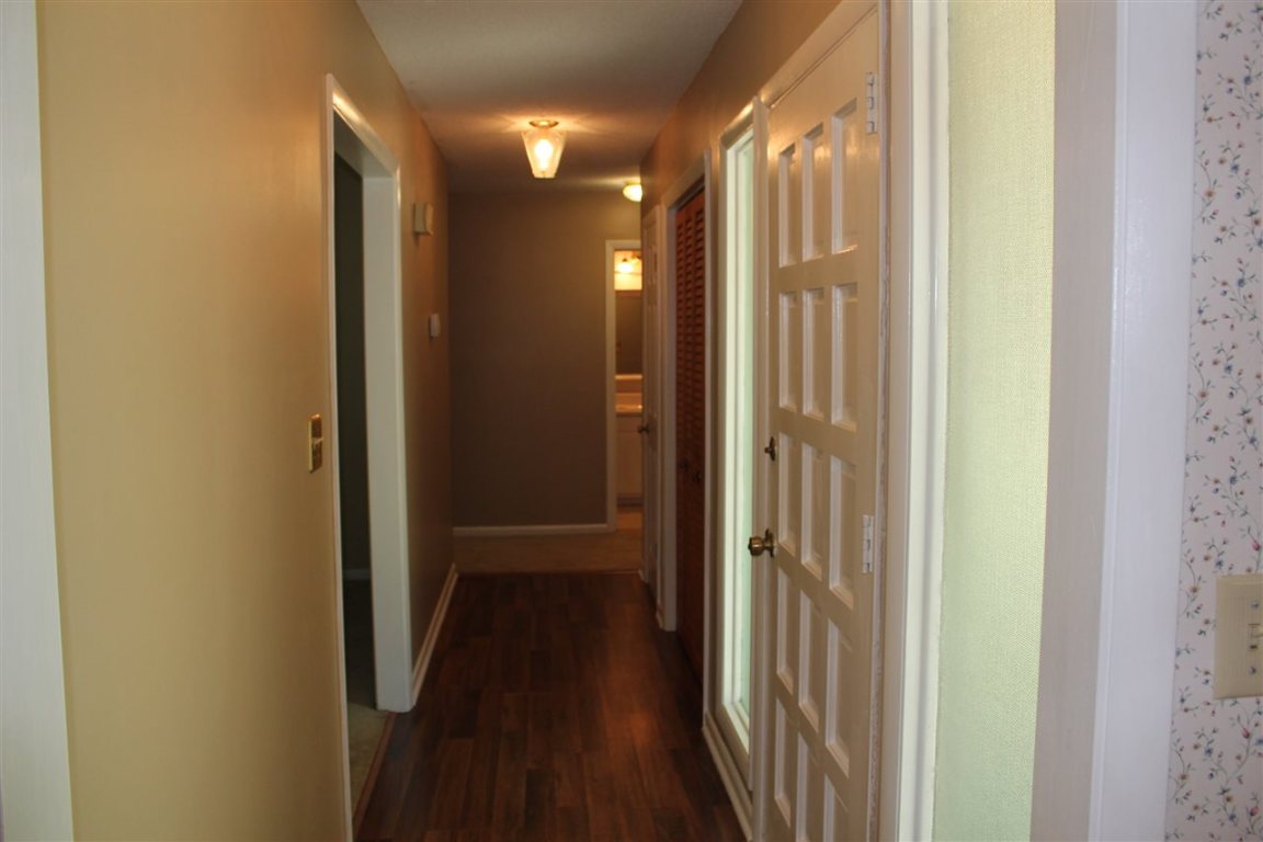 102 Mockingbird Street Seneca, SC 29672 - Photo 10 of 24 Gallery Image 10