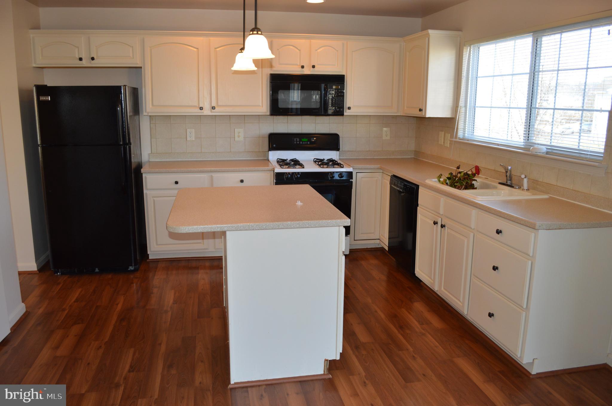 787 Holly Leaf Road Culpeper, VA 22701 - Photo 2 of 19