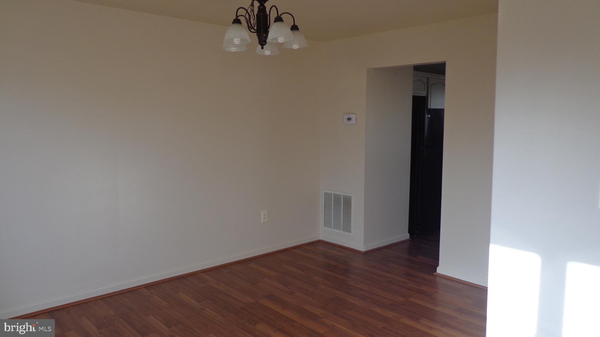 787 Holly Leaf Road Culpeper, VA 22701 - Photo 3 of 19 Dining room