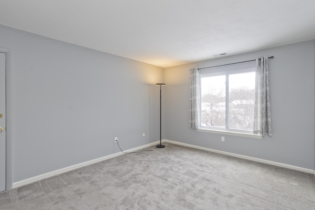 44 Nassau Drive, Unit 44 Springfield, MA 01129 - Photo 10 of 20