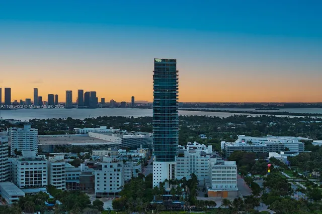 $24,950,000 | 101 20th Street, Unit 3503/06/09, Miami Beach, FL 33139