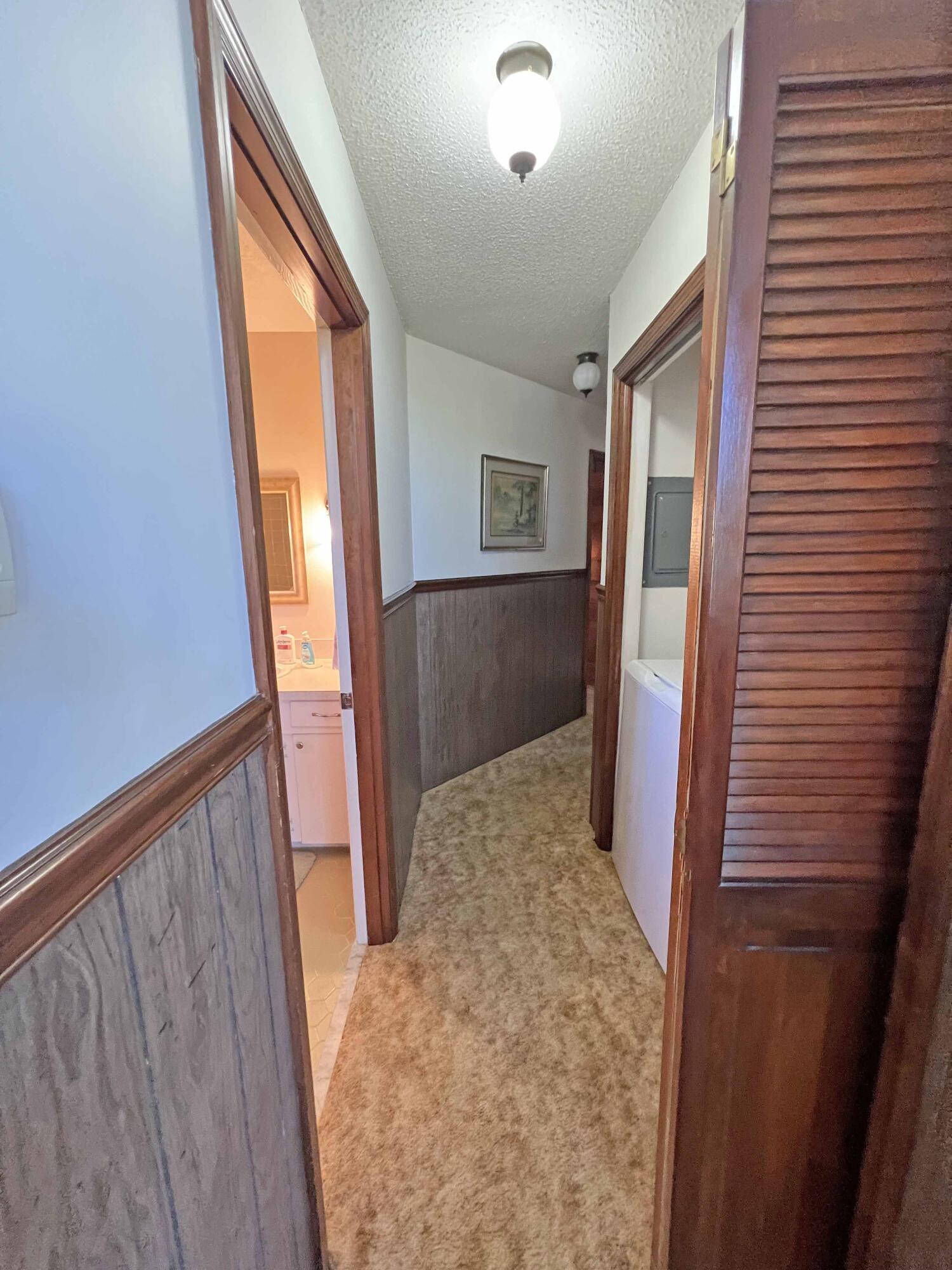 9576 Washington Davis Road Summerton, SC 29148 - Photo 34 of 50 Hall