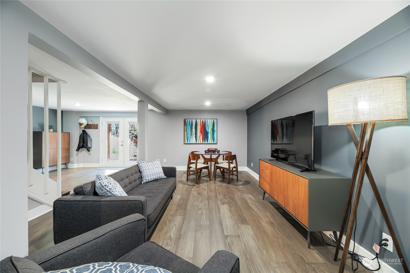 7341 Dumar Way Southwest Seattle, WA 98106 - Photo 17 of 27 Gallery Image 17