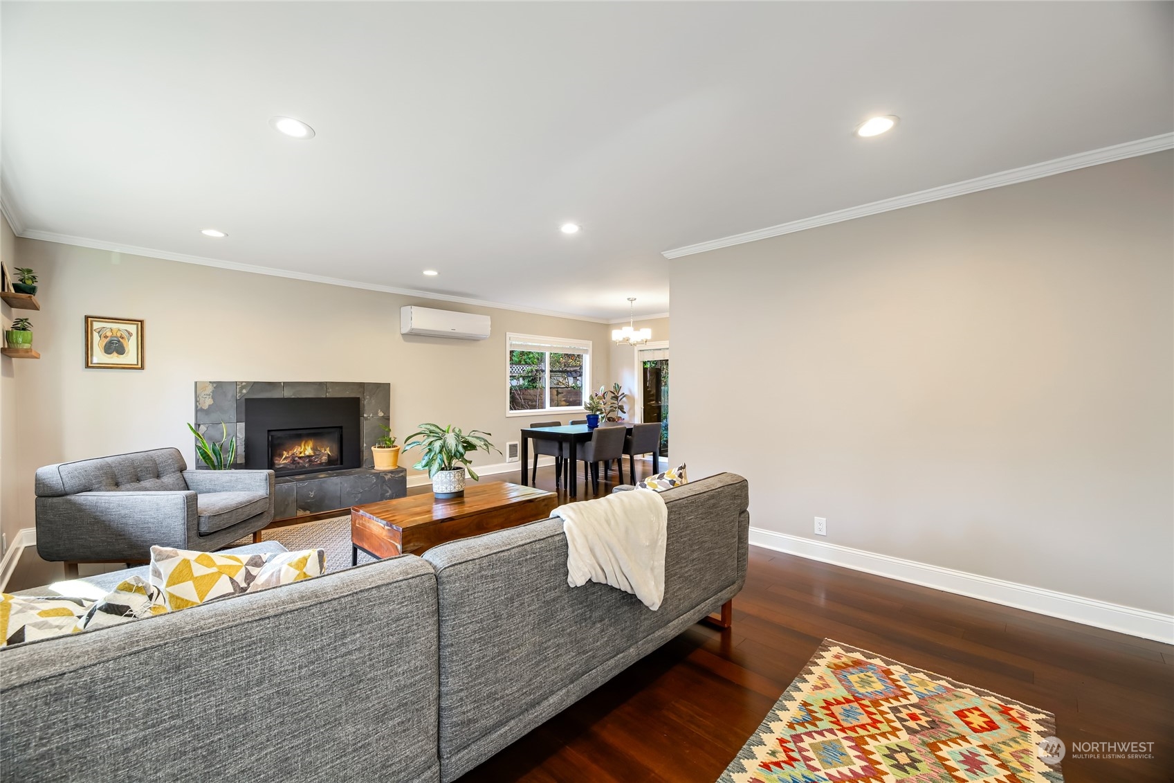 7341 Dumar Way Southwest Seattle, WA 98106 - Photo 6 of 27 Gallery Image 6
