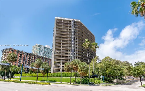 a view of a multi story building