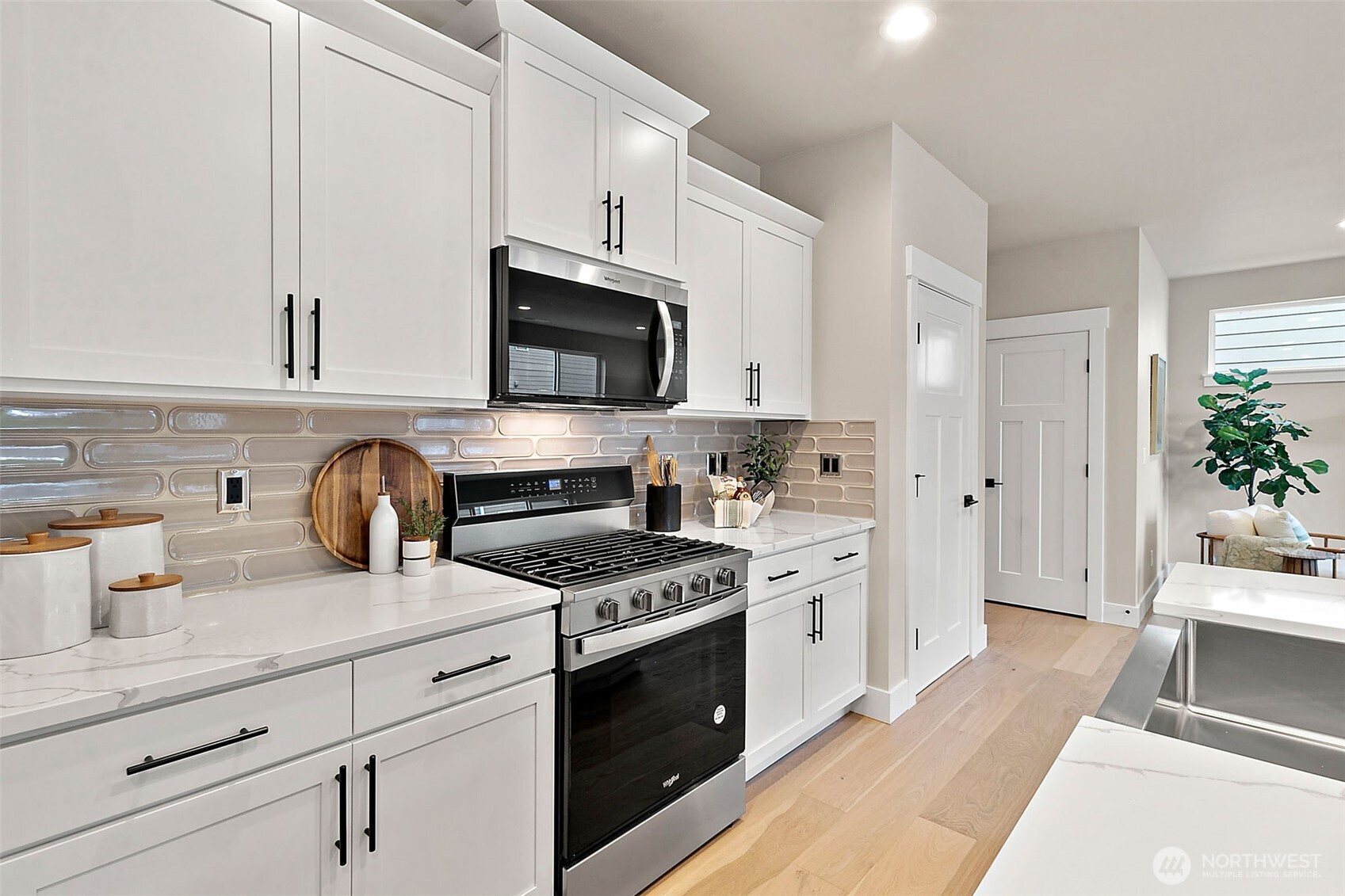 14223 Southeast 284th Place Kent, WA 98042 - Photo 24 of 35