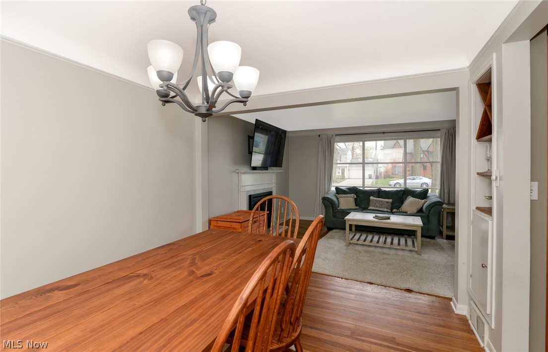 1304 Ford Road Lyndhurst, OH 44124 - Photo 5 of 29 DINING ROOM WITH EAST LIVING ROOM VIEW