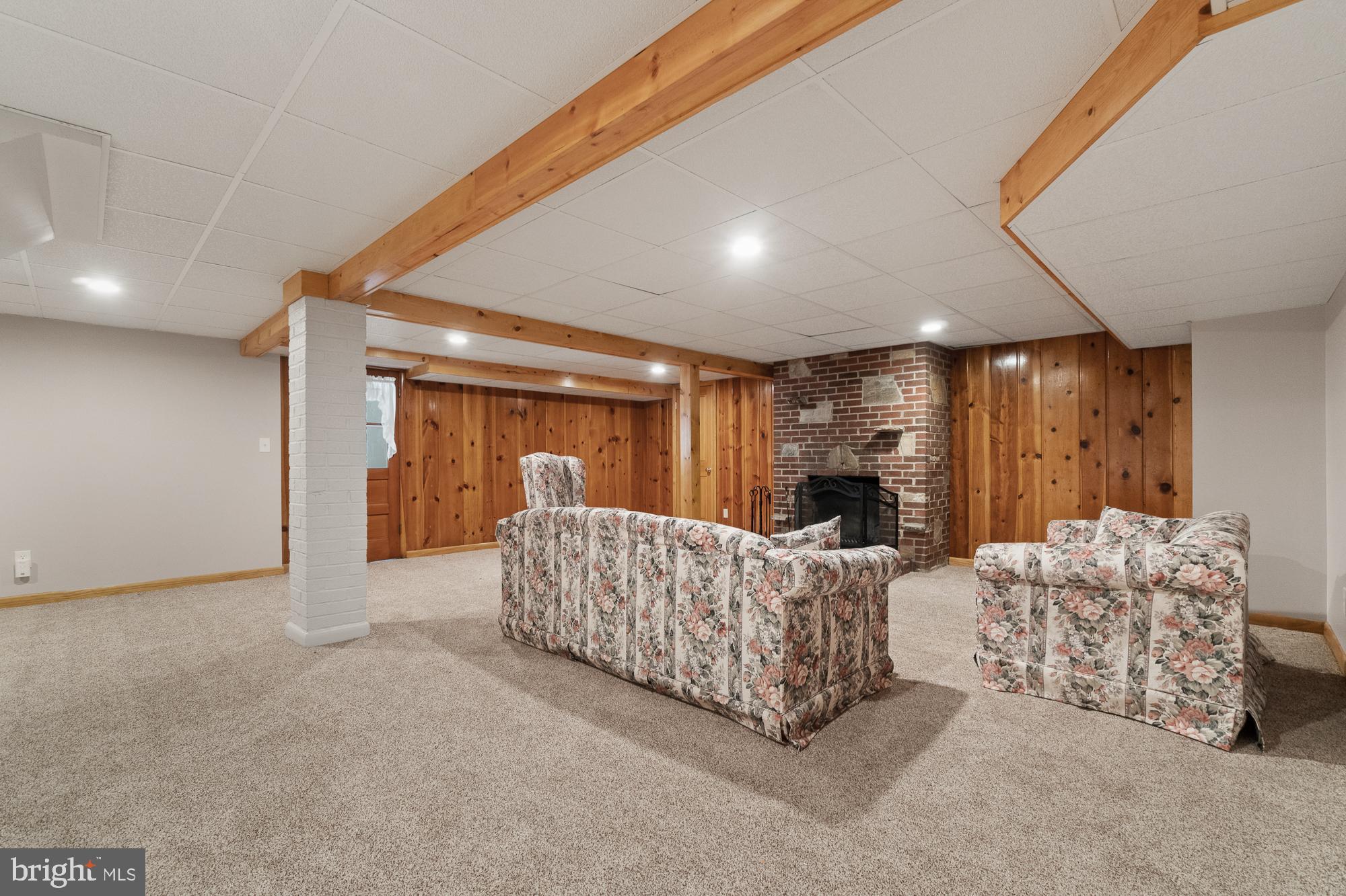 27912 Ridge Road Damascus, MD 20872 - Photo 24 of 40 Tons of possibilities!
