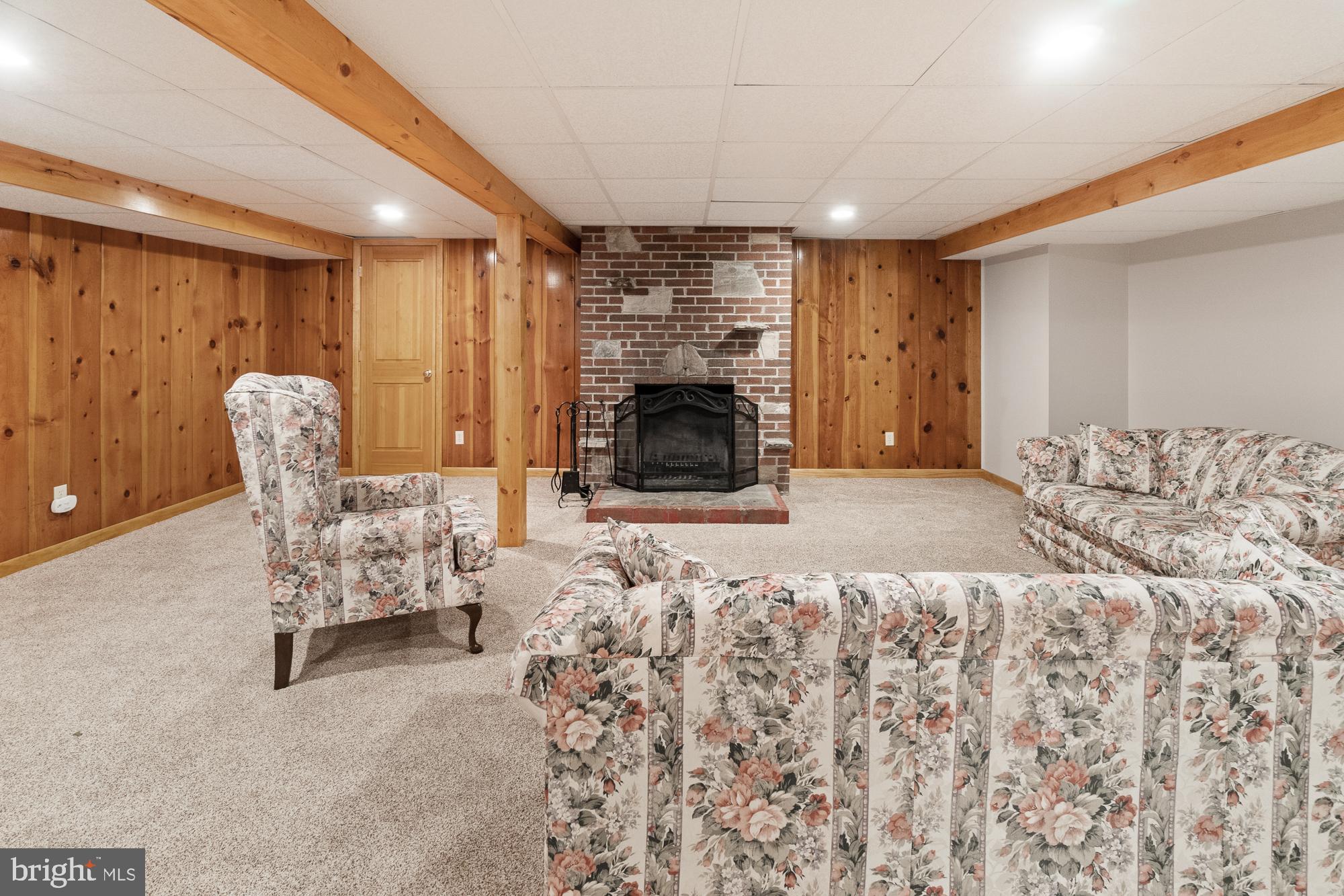 27912 Ridge Road Damascus, MD 20872 - Photo 25 of 40 Wood burning fireplace