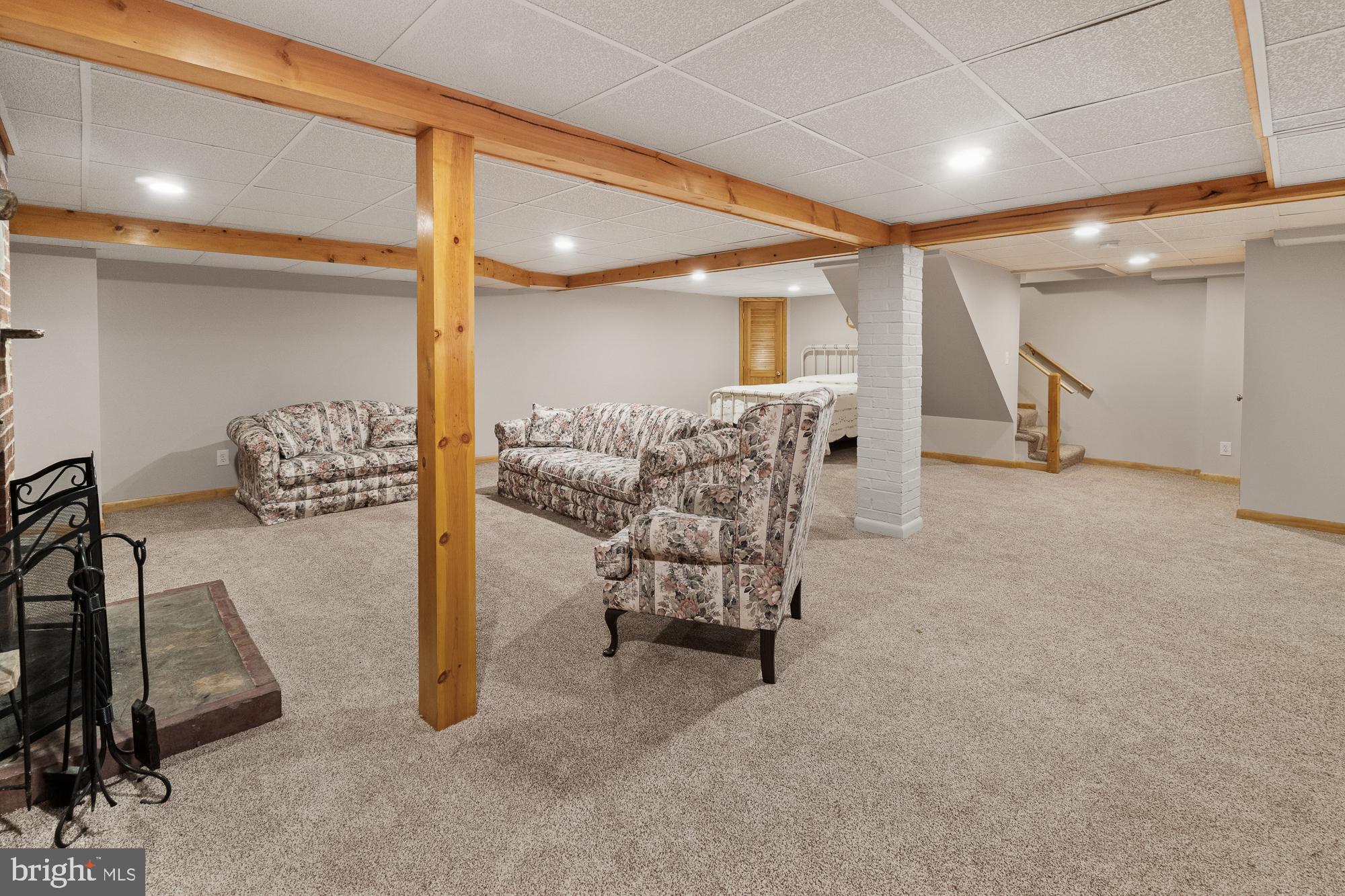 27912 Ridge Road Damascus, MD 20872 - Photo 26 of 40 Could be a bedroom, office or media room