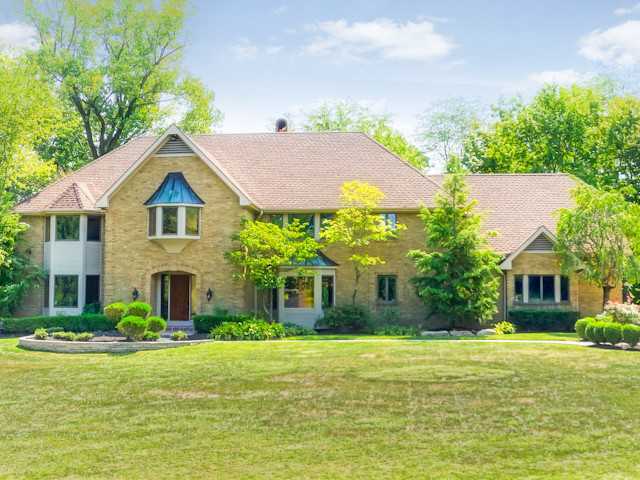 667 Eagle Ridge Powell, OH 43065 - Photo 1 of 25 Gallery Image 1
