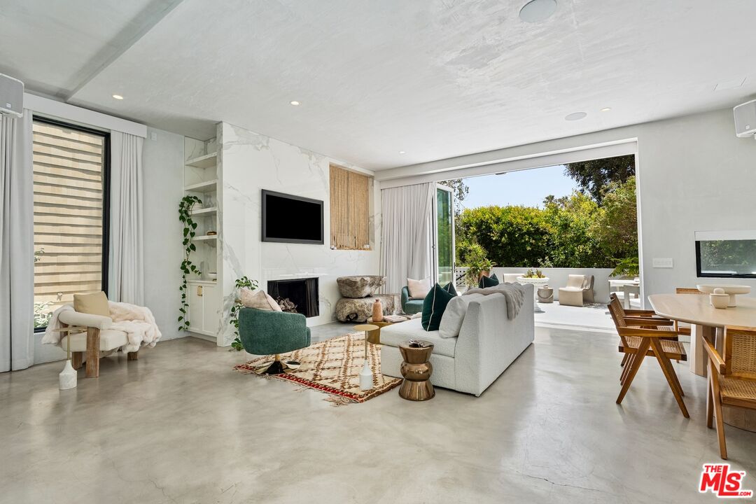15 Reef Street Marina del Rey, CA 90292 - Photo 8 of 52