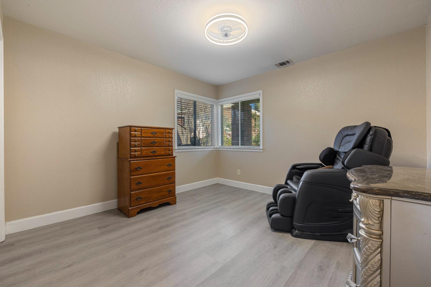 4221 Waymar Court Carmichael, CA 95608 - Photo 21 of 46