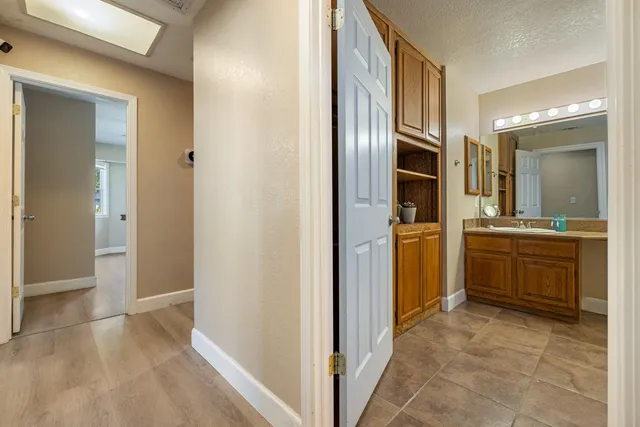 $650,000 | 4221 Waymar Court, Carmichael, CA 95608