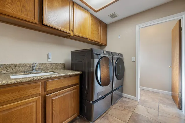 $650,000 | 4221 Waymar Court, Carmichael, CA 95608