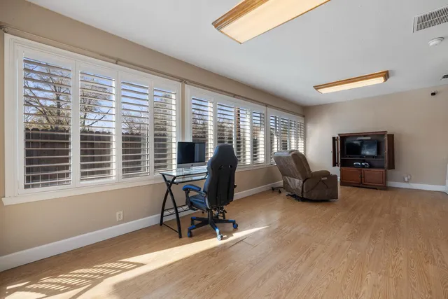 $650,000 | 4221 Waymar Court, Carmichael, CA 95608