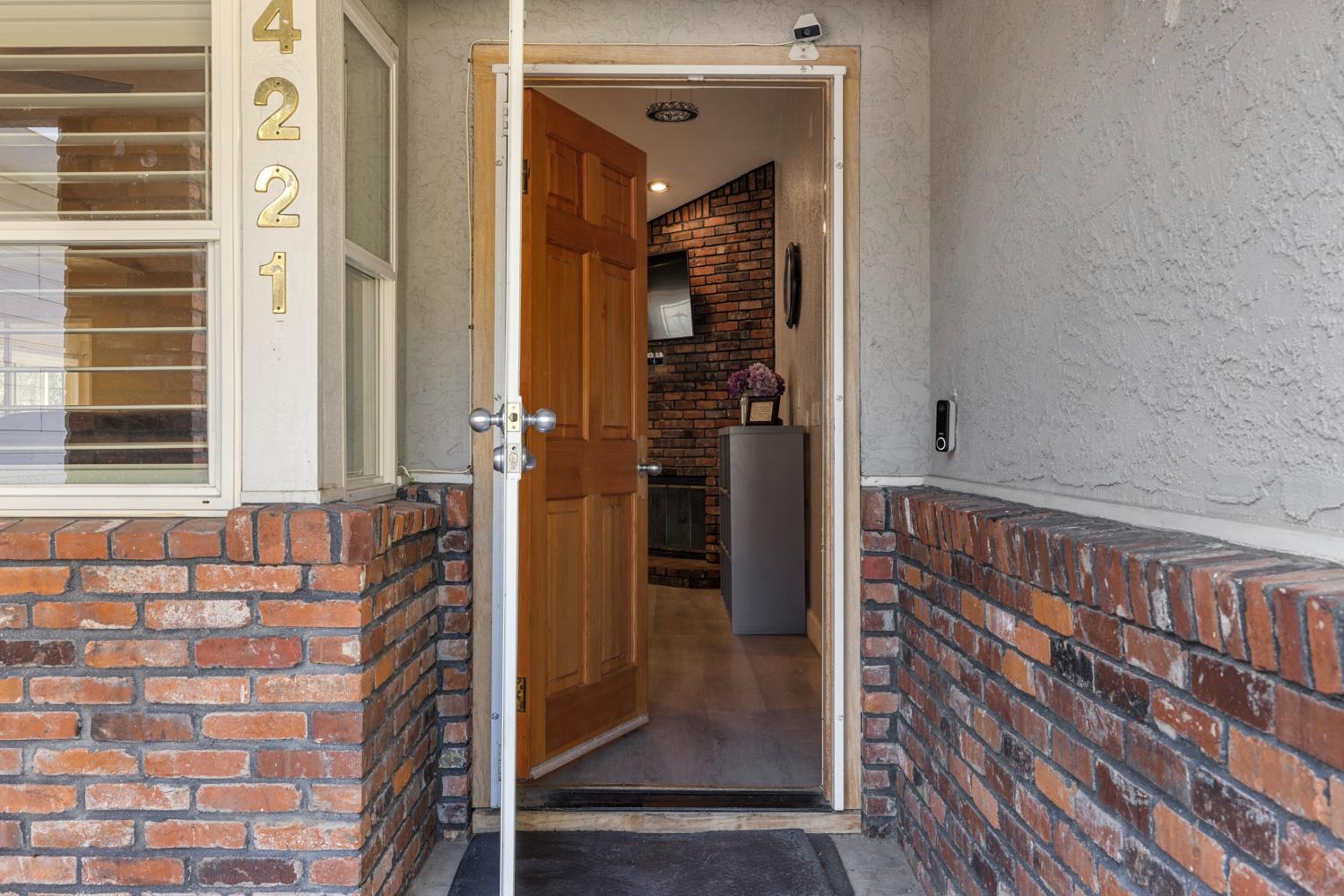 4221 Waymar Court Carmichael, CA 95608 - Photo 7 of 46