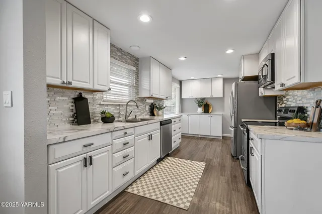 $439,000 | 5602 Hilltop Drive, Yakima, WA 98901