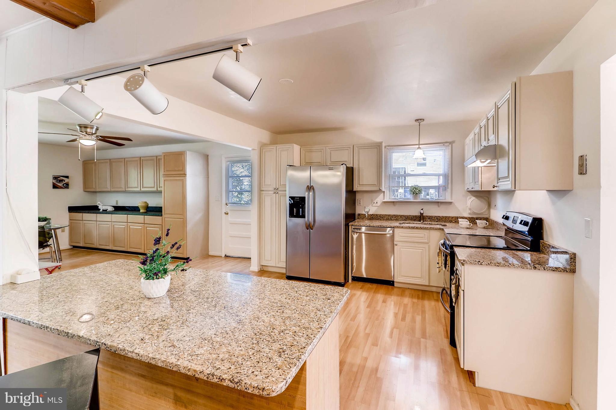 3506 Templar Road Randallstown, MD 21133 - Photo 8 of 29 Kitchen