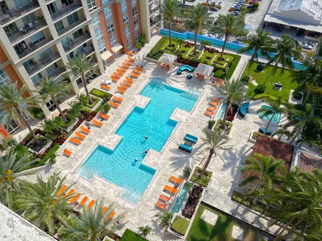 $8,000 | 550 Okeechobee Boulevard, Unit UPH17, West Palm Beach, FL 33401