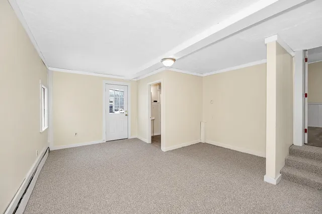 $499,900 | 32 Crystal Avenue, Derry, NH 03038