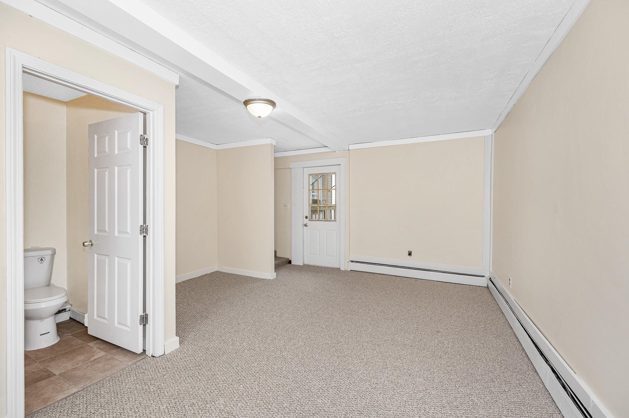 32 Crystal Avenue Derry, NH 03038 - Photo 17 of 31