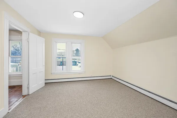 $464,900 | 32 Crystal Avenue, Derry, NH 03038