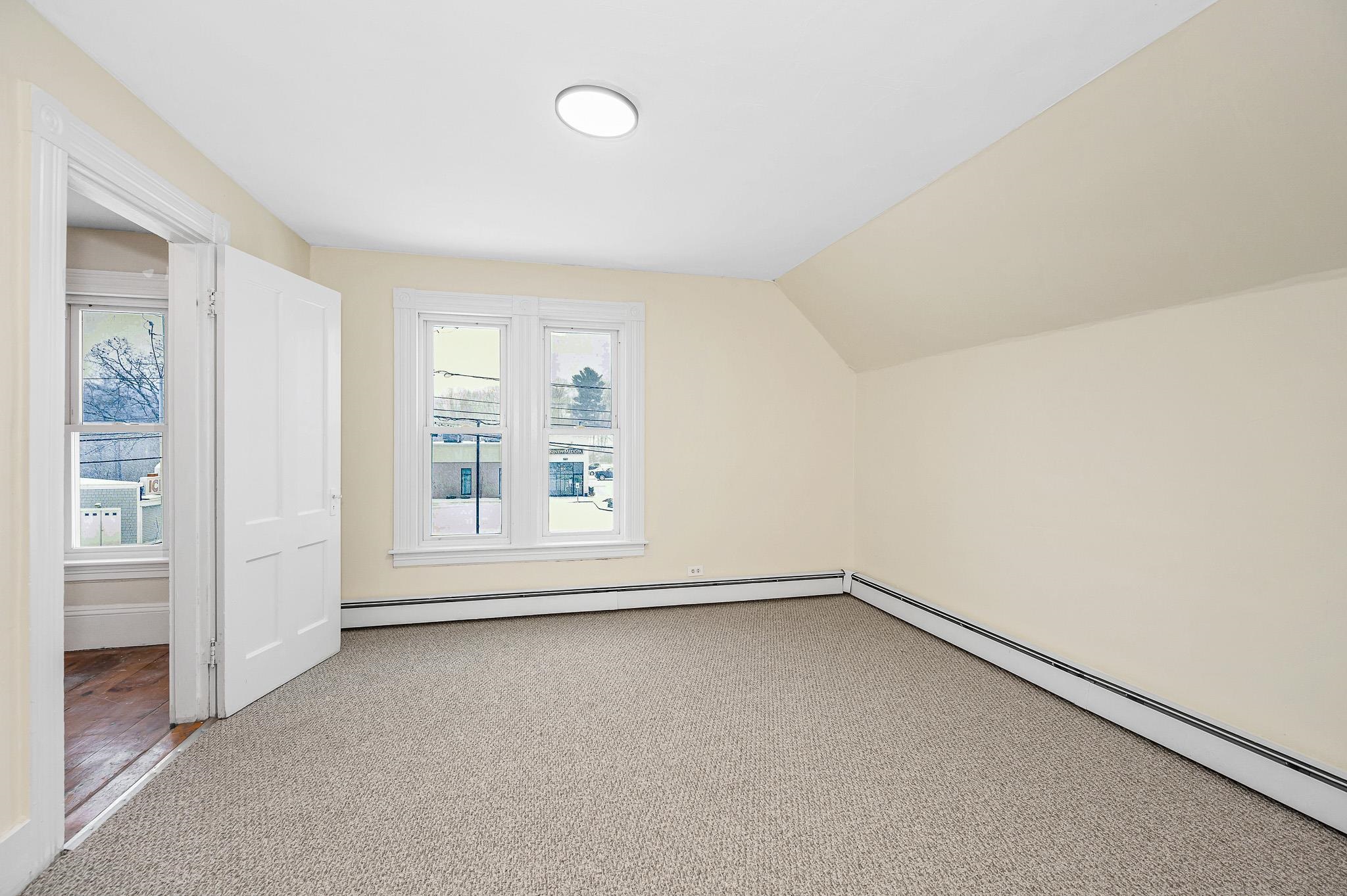 32 Crystal Avenue Derry, NH 03038 - Photo 20 of 31